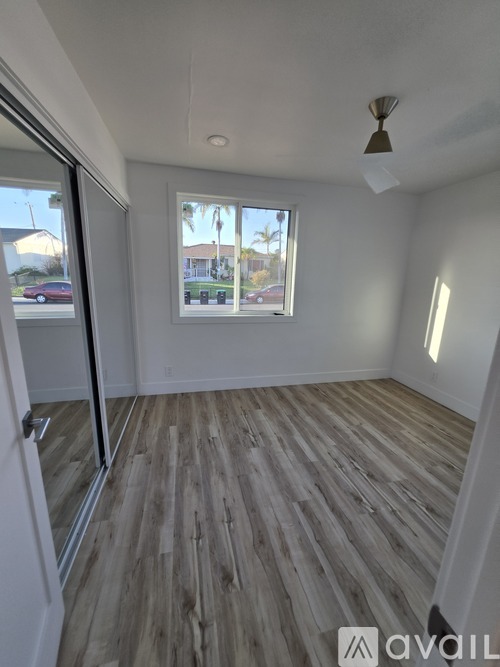 412 East Fernfield Drive 1 Single Family Home for Rent - Photo gallery 2