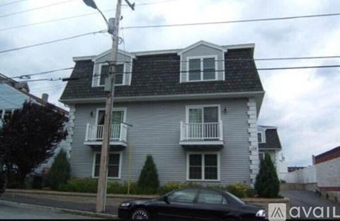139 Summer Street 2 Beds Apartment for Rent