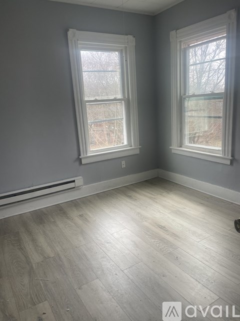 20 Irion Street 3 Beds Apartment for Rent