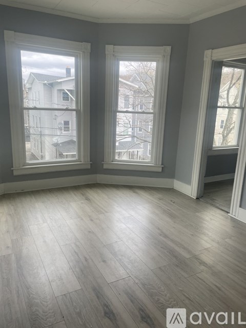 20 Irion Street 3 Beds Apartment for Rent