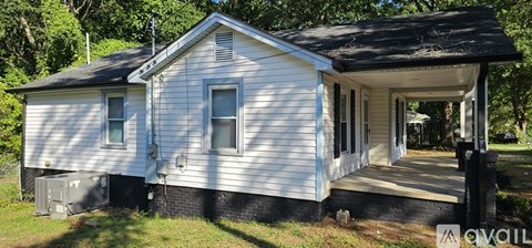 1040 East Drive 3 Beds Apartment for Rent