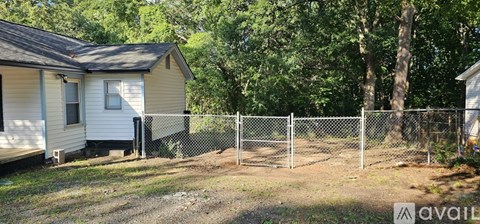 1040 East Drive 3 Beds Apartment for Rent