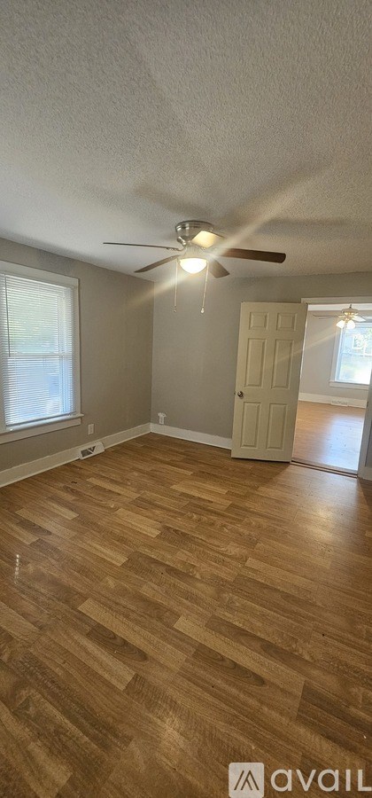 1040 East Drive 3 Beds Apartment for Rent
