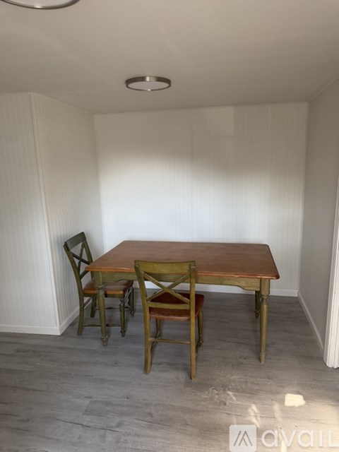 308 Fifth St 2 Beds Apartment for Rent