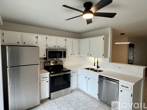194 South Waters Edge Drive 2 Beds Apartment for Rent