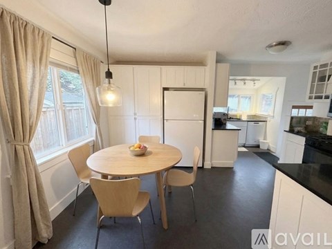 3821 Northeast Senate Street 3 Beds Apartment for Rent