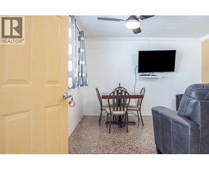 840 Ross Lane Unit# 3 3 Beds House for Rent - Photo gallery 4