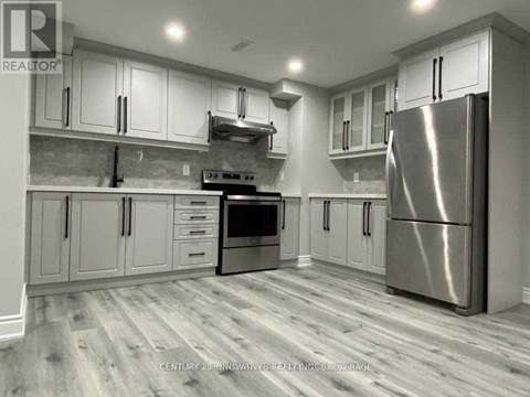 BASEMENT - 1 EZRA CRESCENT 2 Beds Apartment for Rent