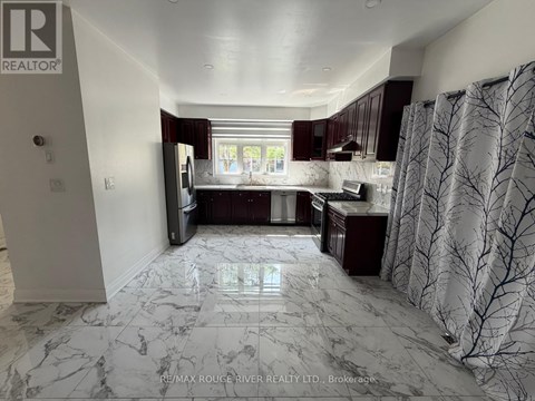 1796 CASTLEMORE AVENUE 5 Beds Apartment for Rent