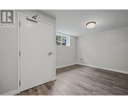 LOWER - 4 EMERY STREET W 1 House for Rent - Photo gallery 5