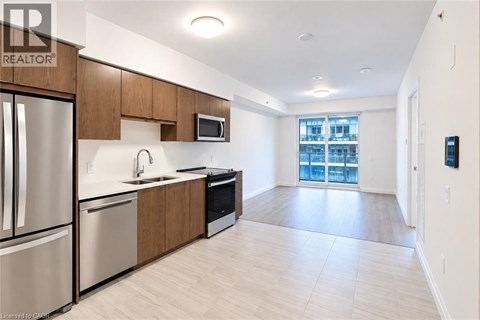 93 ARTHUR Street S Unit# 910 2 Beds Apartment for Rent