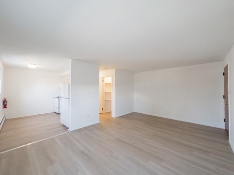317-321 Hurst Street Studio Apartment for Rent