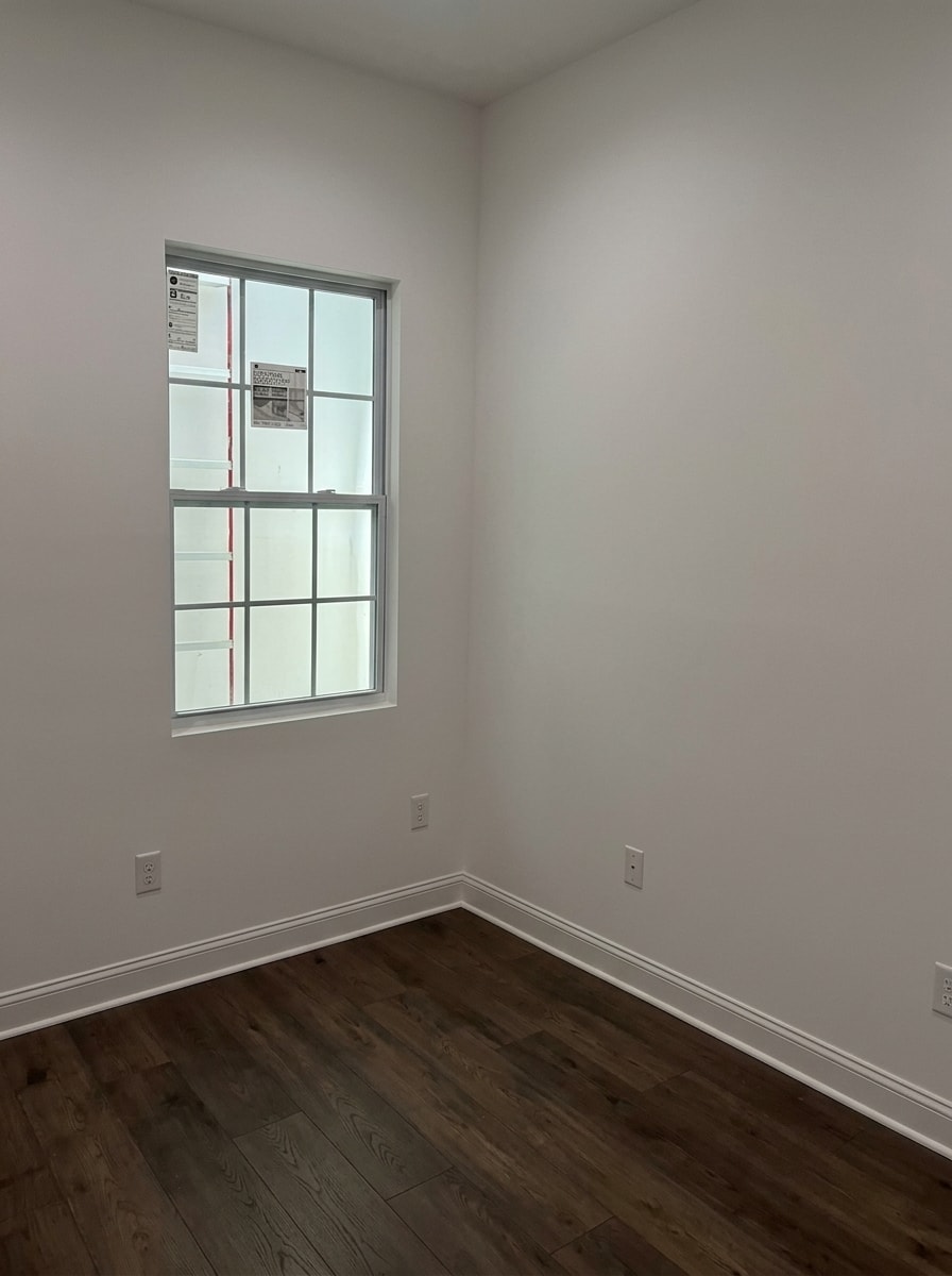 1608 18th Street Southeast 3 Beds Apartment for Rent - Photo gallery 2