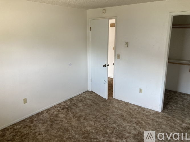 1809 E 3rd Ave 1 Apartment for Rent - Photo gallery 4
