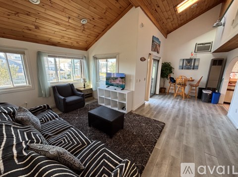 216 18Th Avenue Unit 2 2 Beds Apartment for Rent