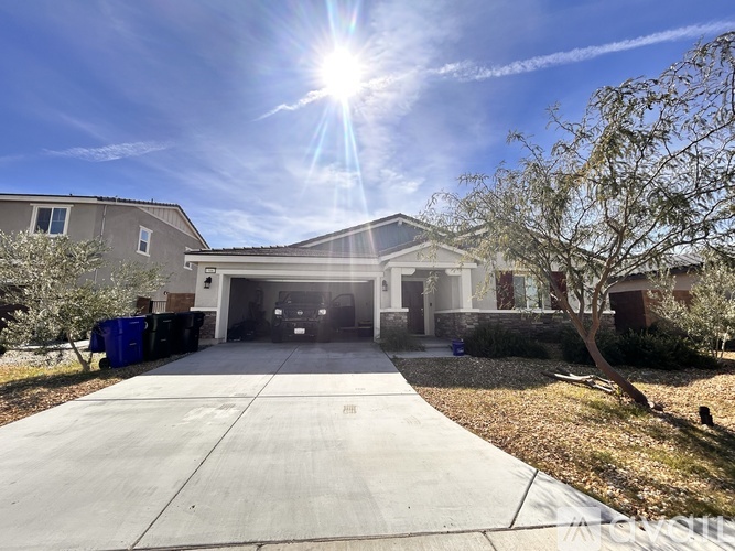 13067 Eastwind Way 4 Beds Single Family Home for Rent - Photo gallery 2