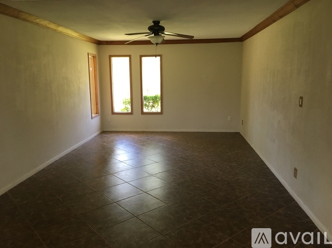 5560 Old Bonner Rd 3 Beds Single Family Home for Rent - Photo gallery 4