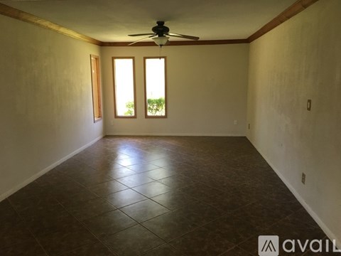 5560 Old Bonner Rd 3 Beds Apartment for Rent