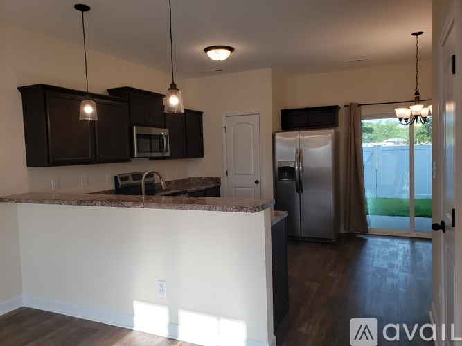 704 Justice Farm Drive 2 Beds Townhouse for Rent - Photo gallery 5