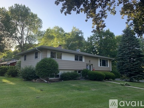 2114 Brentwood Parkway 3 Beds Apartment for Rent