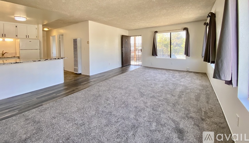 8965 Switzer Drive 2 Beds Apartment for Rent - Photo gallery 2