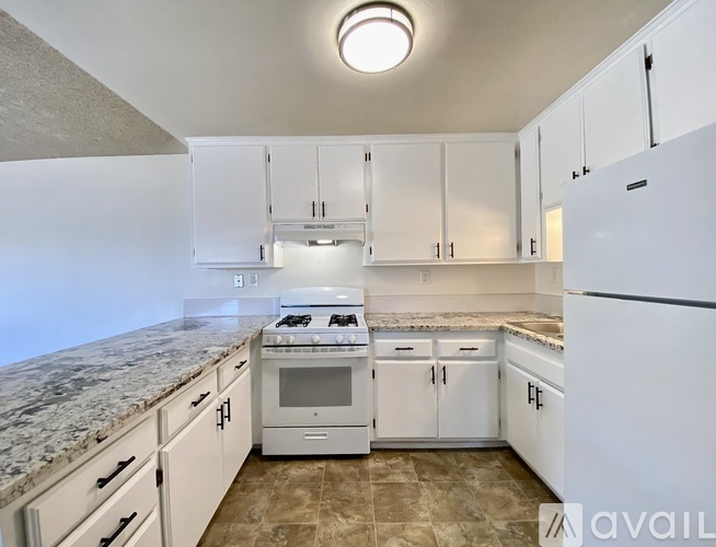 8965 Switzer Drive 2 Beds Apartment for Rent - Photo gallery 5