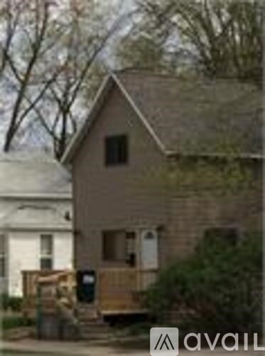 313 9Th Ave 3 Beds Apartment for Rent
