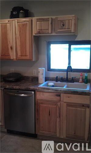 313 9th Ave 3 Beds Single Family Home for Rent - Photo gallery 2