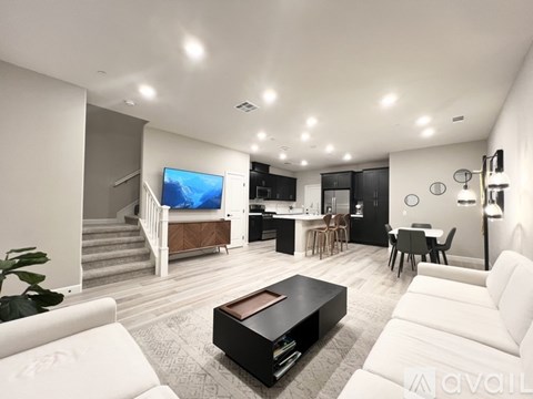 1096 Delpy View Point 3 Beds Apartment for Rent