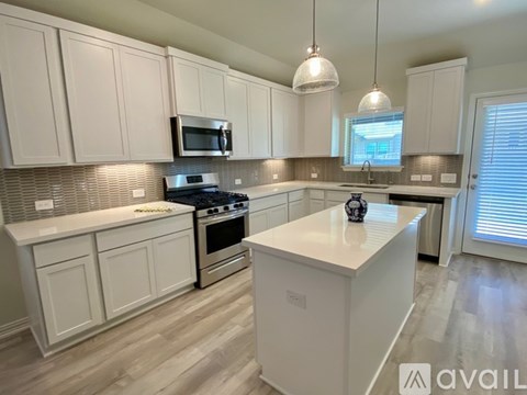 2033 Flametree Avenue 3 Beds Apartment for Rent