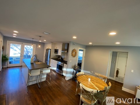 2604 Ellise Avenue 3 Beds Apartment for Rent