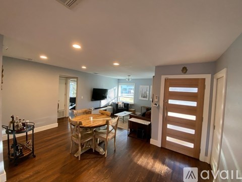 2604 Ellise Avenue 3 Beds Apartment for Rent