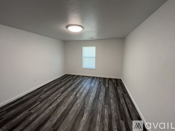 1273 Main Street 2 Beds Single Family Home for Rent - Photo gallery 5