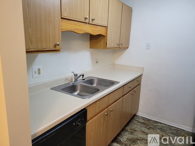 280 Shorewood Dr 1 Apartment for Rent - Photo gallery 2