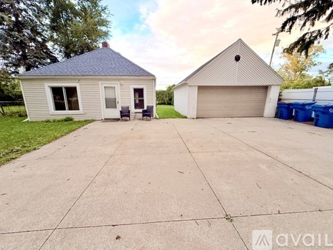 11455 Sherman Ave 3 Beds Apartment for Rent