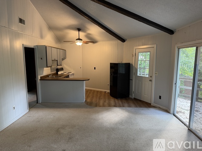 559 Kiser Boulevard 2 Beds Apartment for Rent - Photo gallery 1