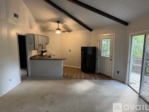 559 Kiser Boulevard 2 Beds Apartment for Rent