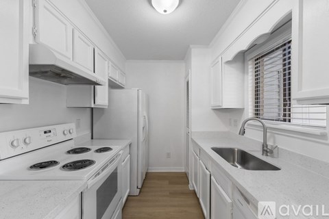 3360 Colonial Oaks Dr 2 Beds Apartment for Rent