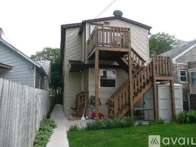 6232 West Newport Avenue 2 Beds Apartment for Rent - Photo gallery 3