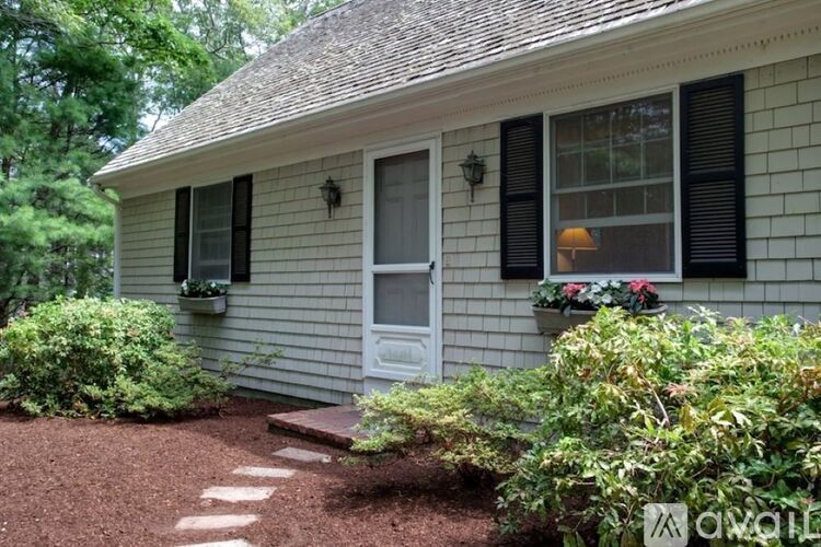 21 Oak Ridge Rd 4 Beds Single Family Home for Rent - Photo gallery 1