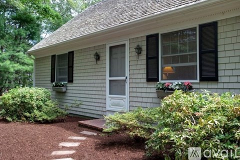 21 Oak Ridge Rd 4 Beds Apartment for Rent