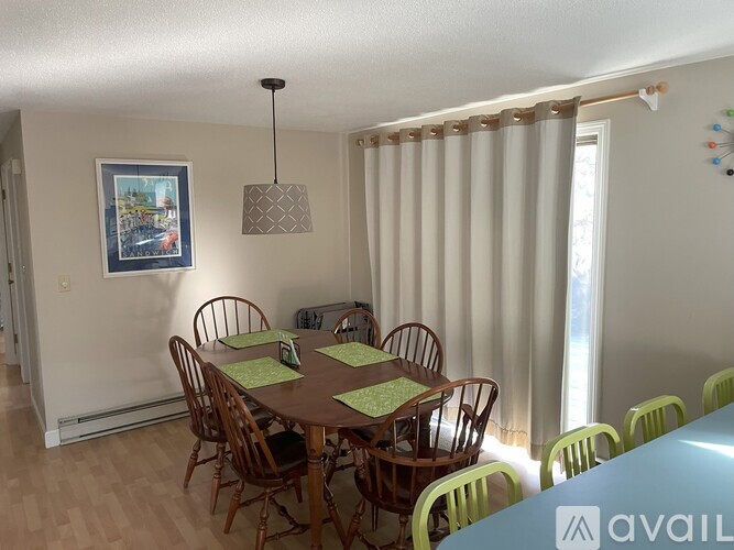 21 Oak Ridge Rd 4 Beds Single Family Home for Rent - Photo gallery 5