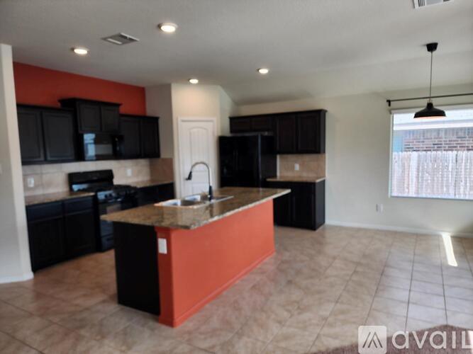 720 Wylie Street 4 Beds Single Family Home for Rent - Photo gallery 2