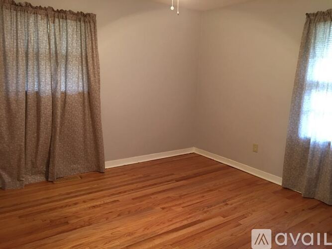 4102 Maxwell Drive Northwest 3 Beds Single Family Home for Rent - Photo gallery 4