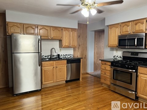 3918 Coleman St 3 Beds Apartment for Rent