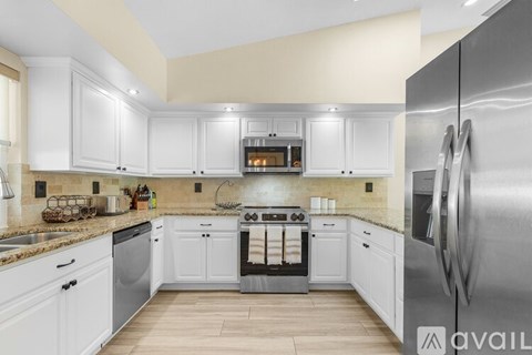 21442 Bancroft Avenue 3 Beds Apartment for Rent