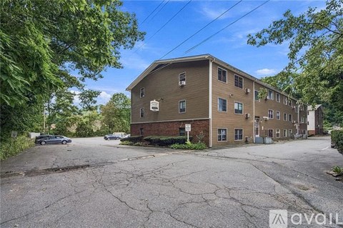 79 Ivan St 1 Apartment for Rent