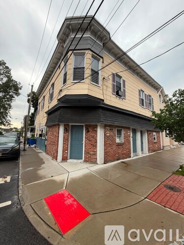 10 Mitchell St 1 Apartment for Rent