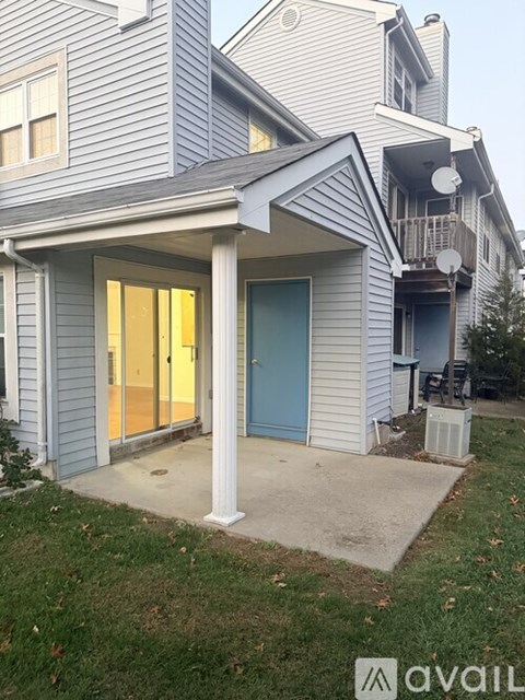 42 Tanglewood Ct 2 Beds Apartment for Rent