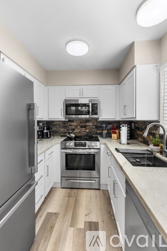 4610 N 68Th St 2 Beds Apartment for Rent
